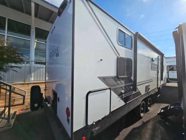 2024-Dutchmen-Kodiak-SE-27SBH-Travel-Trailer-Stock-K5894-on-sale-at-Poulsbo-RV-3.jpg 2024 Dutchmen Kodiak SE 27SBH