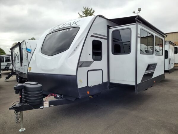 2024-Dutchmen-Kodiak-Ultimate-3371FLSL-Travel-Trailer-Stock-E5670-on-sale-at-Poulsbo-RV-1.jpg 2024 Dutchmen Kodiak Ultimate 3371FLSL