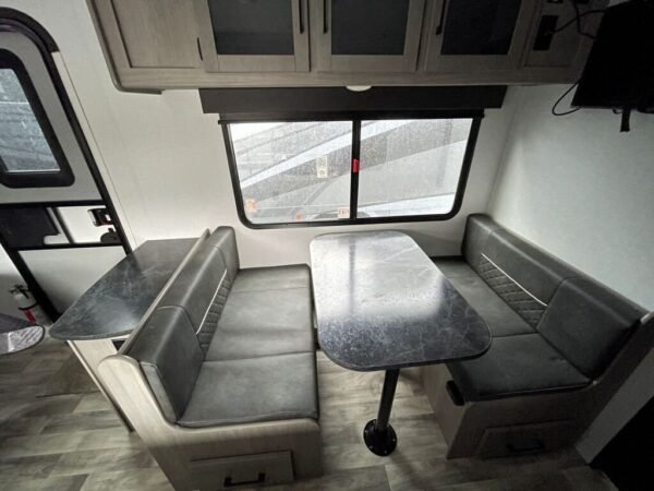 2024-Dutchmen-Kodiak-Ultra-Lite-201QB-Travel-Trailer-Stock-S609-on-sale-at-Poulsbo-RV-11.jpg 2024 Dutchmen Kodiak Ultra-Lite 201QB
