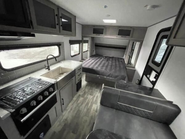 2024-Dutchmen-Kodiak-Ultra-Lite-201QB-Travel-Trailer-Stock-S609-on-sale-at-Poulsbo-RV-16.jpg 2024 Dutchmen Kodiak Ultra-Lite 201QB