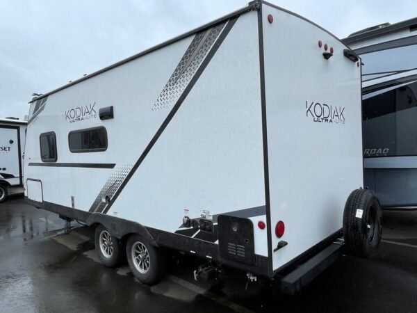 2024-Dutchmen-Kodiak-Ultra-Lite-201QB-Travel-Trailer-Stock-S609-on-sale-at-Poulsbo-RV-2.jpg 2024 Dutchmen Kodiak Ultra-Lite 201QB