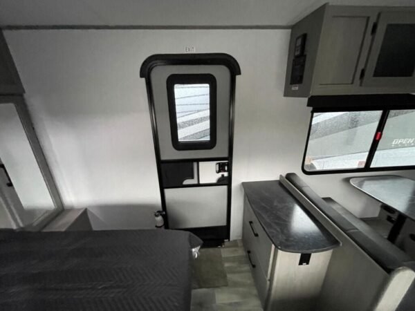 2024-Dutchmen-Kodiak-Ultra-Lite-201QB-Travel-Trailer-Stock-S609-on-sale-at-Poulsbo-RV-7.jpg 2024 Dutchmen Kodiak Ultra-Lite 201QB