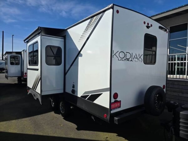 2024-Dutchmen-Kodiak-Ultra-Lite-242RBSL-Travel-Trailer-Stock-K5939-on-sale-at-Poulsbo-RV-2.jpg 2024 Dutchmen Kodiak Ultra-Lite 242RBSL