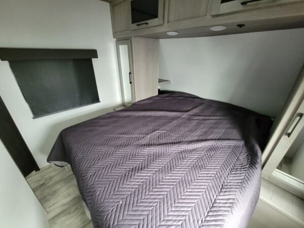 2024-Dutchmen-Kodiak-Ultra-Lite-257RKSL-Travel-Trailer-Stock-F1213-on-sale-at-Poulsbo-RV-12.jpg 2024 Dutchmen Kodiak Ultra-Lite 257RKSL