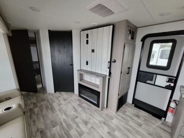 2024-Dutchmen-Kodiak-Ultra-Lite-257RKSL-Travel-Trailer-Stock-F1213-on-sale-at-Poulsbo-RV-8.jpg 2024 Dutchmen Kodiak Ultra-Lite 257RKSL