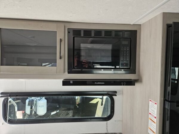 2024-Dutchmen-Kodiak-Ultra-Lite-296BHSL-Travel-Trailer-Stock-E5714-on-sale-at-Poulsbo-RV-12.jpg 2024 Dutchmen Kodiak Ultra-Lite 296BHSL