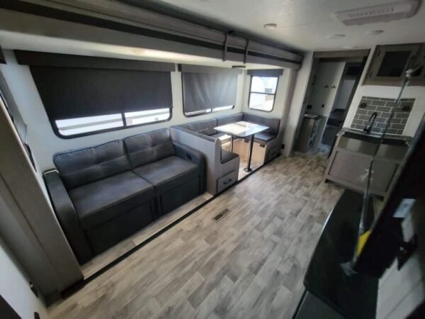2024-Dutchmen-Kodiak-Ultra-Lite-302BHSL-Travel-Trailer-Stock-M3413-on-sale-at-Poulsbo-RV-4.jpg 2024 Dutchmen Kodiak Ultra-Lite 302BHSL