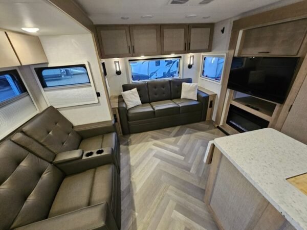 2024-Ember-Touring-Edition-29MRS-Travel-Trailer-Stock-S642A-on-sale-at-Poulsbo-RV-22.jpg 2024 Ember Touring Edition 29MRS