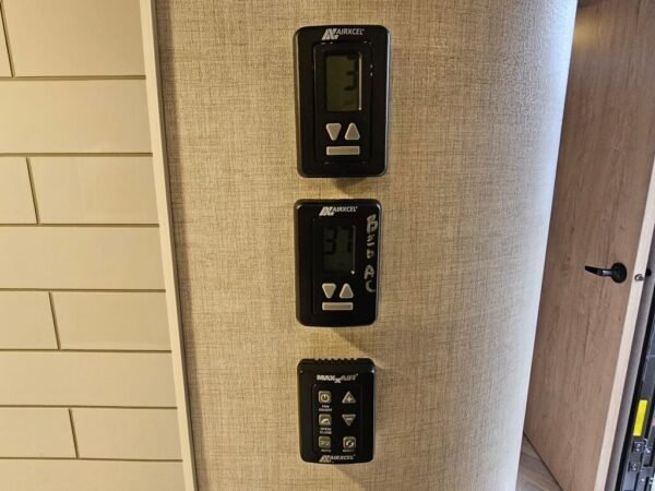 2024-Ember-Touring-Edition-29MRS-Travel-Trailer-Stock-S642A-on-sale-at-Poulsbo-RV-28.jpg 2024 Ember Touring Edition 29MRS