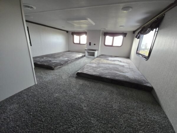 2025-Crossroads-Hampton-HP388FKL-Destination-Trailer-Stock-M3528-on-sale-at-Poulsbo-RV-12.jpg 2025 Crossroads Hampton HP388FKL