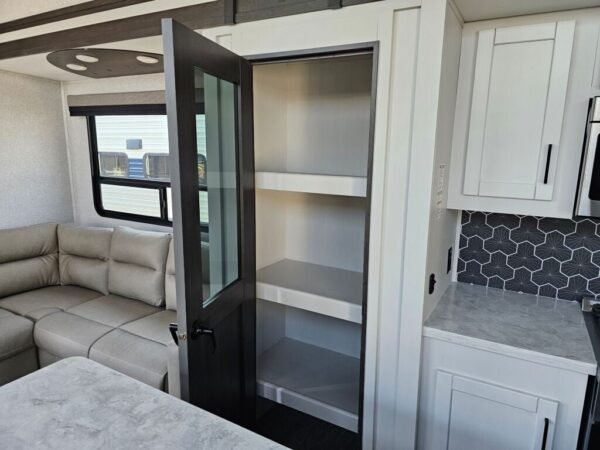 2025-Crossroads-Hampton-HP390PVL-Travel-Trailer-Stock-S667-on-sale-at-Poulsbo-RV-17.jpg 2025 Crossroads Hampton HP390PVL