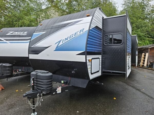 2025-Crossroads-Zinger-390DB-Travel-Trailer-Stock-E5820-on-sale-at-Poulsbo-RV-1.jpg 2025 Crossroads Zinger 390DB