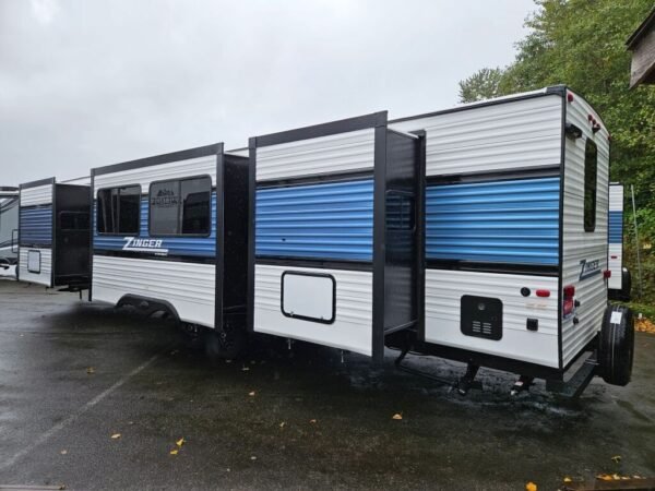 2025-Crossroads-Zinger-390DB-Travel-Trailer-Stock-E5820-on-sale-at-Poulsbo-RV-2.jpg 2025 Crossroads Zinger 390DB