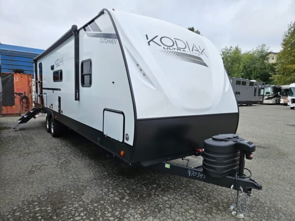 2025-Dutchmen-Kodiak-302BHSL-Travel-Trailer-Stock-E5823-on-sale-at-Poulsbo-RV-15-scaled-1.jpg 2025 Dutchmen Kodiak Ultra-Lite 302BHSL