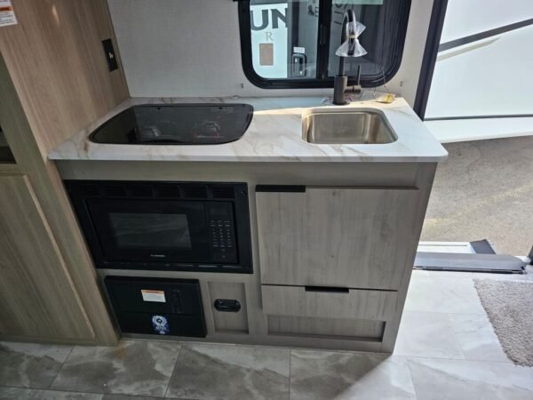 2025-Dutchmen-Kodiak-Cub-160RB-Travel-Trailer-Stock-S659-on-sale-at-Poulsbo-RV-11.jpg 2025 Dutchmen Kodiak Cub 160RB