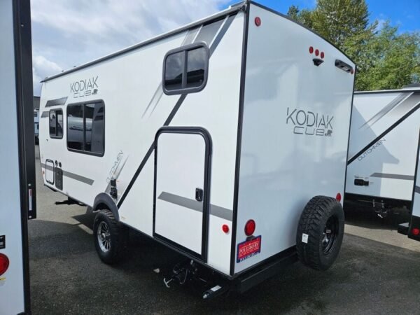 2025-Dutchmen-Kodiak-Cub-162BH-Travel-Trailer-Stock-E5792-on-sale-at-Poulsbo-RV-2.jpg 2025 Dutchmen Kodiak Cub 162BH