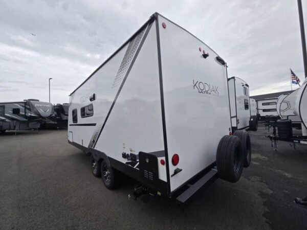 2025-Dutchmen-Kodiak-Ultra-Lite-201QB-Travel-Trailer-Stock-K6013-on-sale-at-Poulsbo-RV-2.jpg 2025 Dutchmen Kodiak Ultra-Lite 201QB