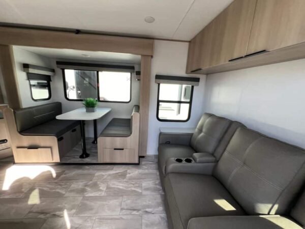 2025-Dutchmen-Kodiak-Ultra-Lite-242RBSL-Travel-Trailer-Stock-S672-on-sale-at-Poulsbo-RV-7.jpg 2025 Dutchmen Kodiak Ultra-Lite 242RBSL