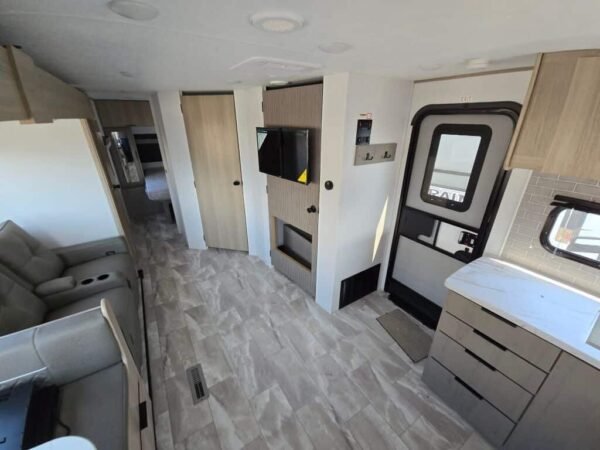2025-Dutchmen-Kodiak-Ultra-Lite-257RKSL-Travel-Trailer-Stock-M3499-on-sale-at-Poulsbo-RV-5.jpg 2025 Dutchmen Kodiak Ultra-Lite 257RKSL