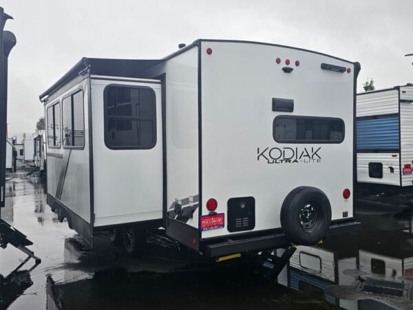 2025-Dutchmen-Kodiak-Ultra-Lite-257RKSL-Travel-Trailer-Stock-S673-on-sale-at-Poulsbo-RV-2.jpg 2025 Dutchmen Kodiak Ultra-Lite 257RKSL