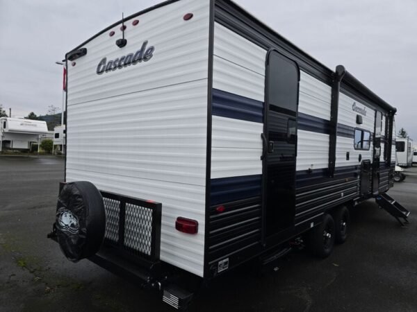 2025-Forest-River-Cascade-26DBH-Travel-Trailer-Stock-FCM628-on-sale-at-Poulsbo-RV-3.jpg 2025 Forest River Cascade 26DBH