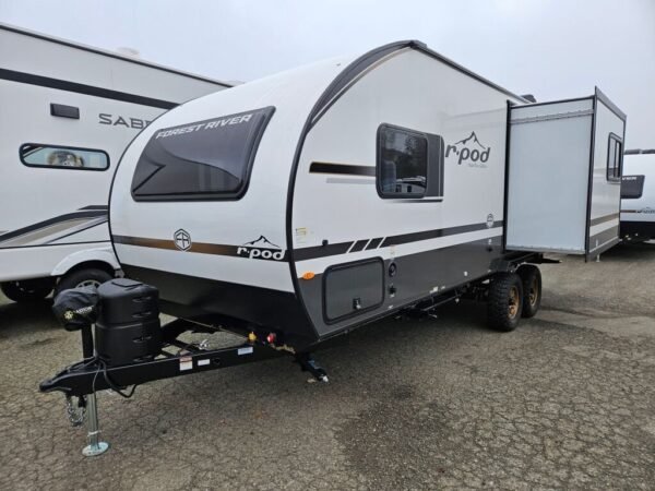 2025-Forest-River-R-Pod-RP-198-Travel-Trailer-Stock-E5829-on-sale-at-Poulsbo-RV-1.jpg 2025 Forest River R-Pod RP-198