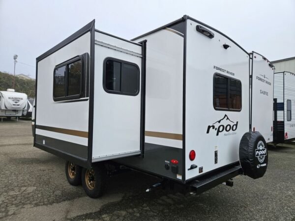 2025-Forest-River-R-Pod-RP-198-Travel-Trailer-Stock-E5829-on-sale-at-Poulsbo-RV-2.jpg 2025 Forest River R-Pod RP-198