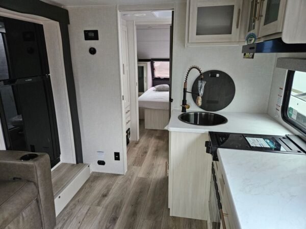 2025-Forest-River-R-Pod-RP-198-Travel-Trailer-Stock-E5829-on-sale-at-Poulsbo-RV-5.jpg 2025 Forest River R-Pod RP-198