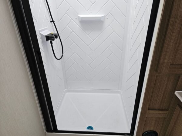2025-Forest-River-Wildcat-304MBX-Travel-Trailer-Stock-S695-on-sale-at-Poulsbo-RV-18.jpg 2025 Forest River Wildcat 304MBX
