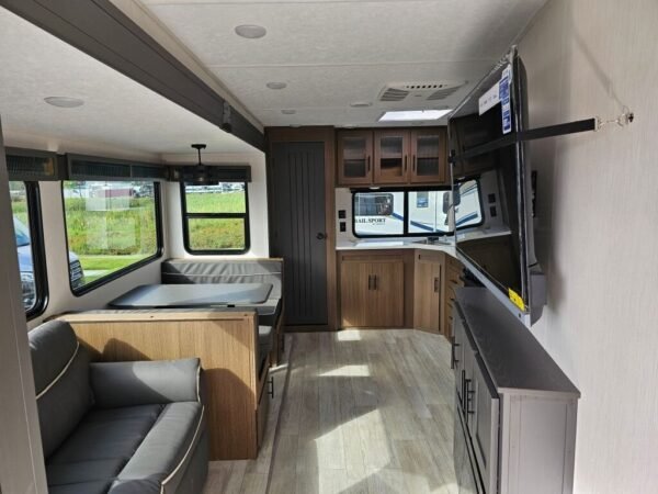 2025-Forest-River-Wildcat-304MBX-Travel-Trailer-Stock-S695-on-sale-at-Poulsbo-RV-4.jpg 2025 Forest River Wildcat 304MBX