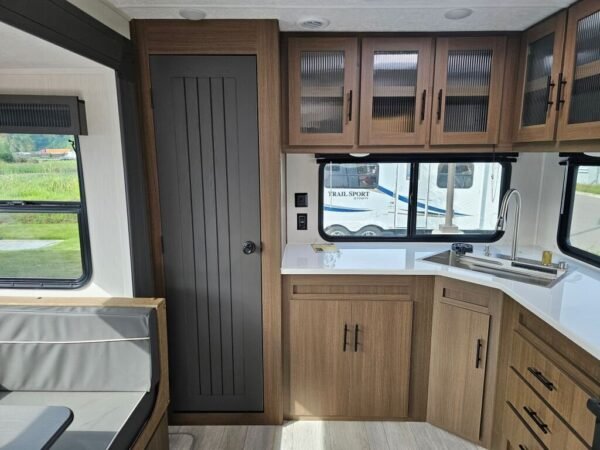 2025-Forest-River-Wildcat-304MBX-Travel-Trailer-Stock-S695-on-sale-at-Poulsbo-RV-9.jpg 2025 Forest River Wildcat 304MBX