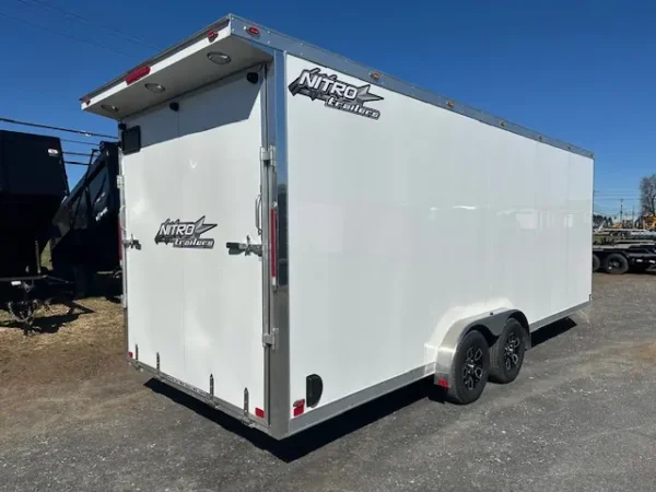 2025-NITRO-7.5X22-ENCLOSED-SNOWMOBILE-TRAILER-DRIVE-ON-DRIVE-OFF-2-1.webp Nitro 7.5 x 22 Snowmobile Trailer