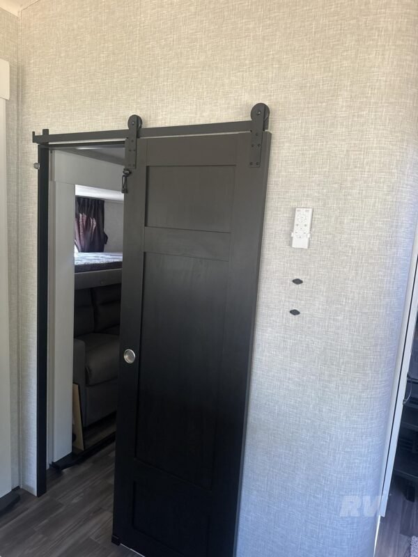 43FD.jpg 2025 JAYCO NORTH POINT 377RLBH