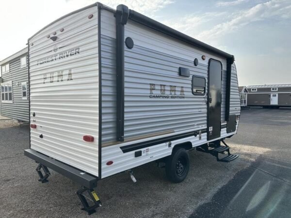 615DE1FC-0D5D-4768-9B25-41E15207ECD0.jpg 2025 Palomino Puma Camping Edition 16BHCE