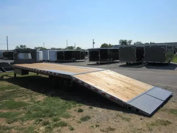 BWISE-8x30-Gooseneck-Deckover-Equipment-Trailer-Hydraulic-Beavertail-3.webp BWise 8 x 30 Gooseneck Equipment Trailer