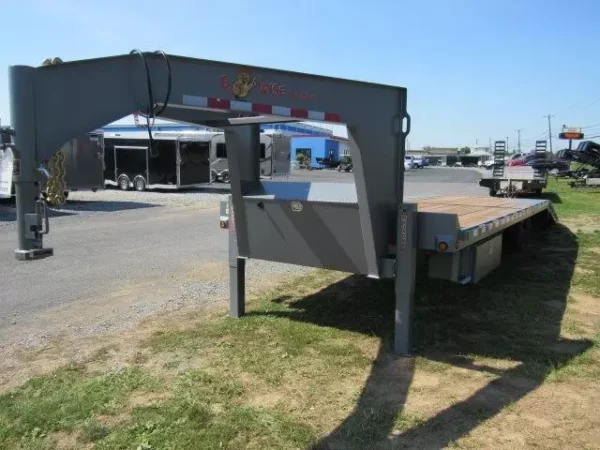 BWISE-8x30-Gooseneck-Deckover-Equipment-Trailer-Hydraulic-Beavertail-6.webp BWise 8 x 30 Gooseneck Equipment Trailer