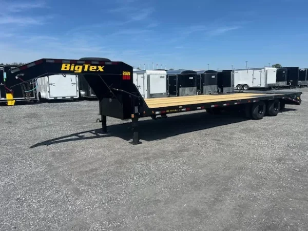Big-Tex-8.5x255-Gooseneck-Heavy-Duty-25GN-30D5A-MRBK-1.webp Big Tex 8.5 x 30 Heavy Duty Gooseneck Equipment Trailer - Mega Ramps