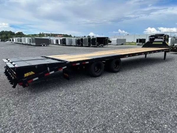 Big-Tex-8.5x35-Deckover-Gooseneck-Equipment-Trailer-Mega-Ramps-22GN-35D5A-MRBK-1.webp Big Tex 8.5 x 35 Gooseneck Deckover Equipment Trailer - Mega Ramps