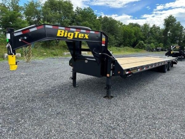 Big-Tex-8.5x35-Deckover-Gooseneck-Equipment-Trailer-Mega-Ramps-22GN-35D5A-MRBK-8.jpg Big Tex 8.5 x 35 Gooseneck Deckover Equipment Trailer - Mega Ramps