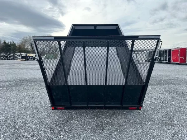Bwise-6-x-12-Low-Profile-Dump-Trailer-DT612LP-LE-10-Landscape-Gate-4.webp BWise 6 x 12 Dump Trailer Landscape Ramp