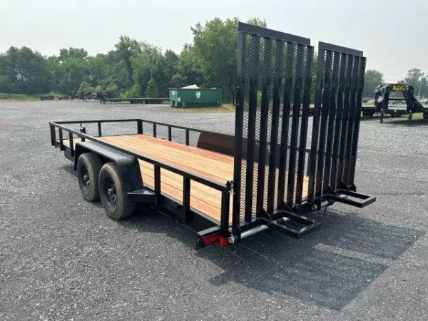 Bwise-7x18-Equipment-Trailer-Split-Landscape-Gate-Adjustable-Coupler-1.webp BWise 7 x 18 Equipment Trailer Split Landscape Ramp