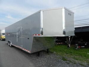 Car Mate 8.5 x 38 Enclosed Gooseneck Trailer