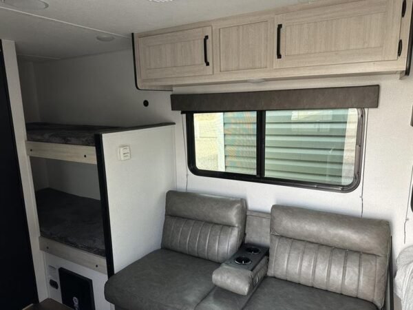 CBF5559A-4882-417F-8599-7775C6E78CC2.jpg 2025 Palomino Puma Camping Edition 16BHCE