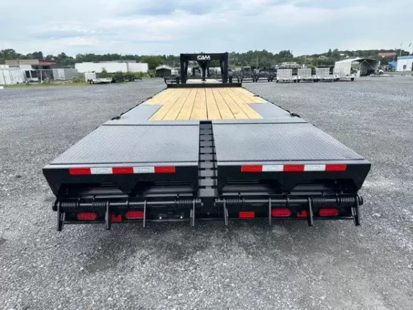 Cam-Superline-8.5x25-Gooseneck-Deckover-Equipment-Trailer-Full-Width-Ramps-Self-Clean-Beavertail-3-1.webp CAM Superline 8 x 25 Gooseneck Deckover Equipment Trailer