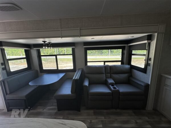ERWDFCVB.jpg 2022 JAYCO EAGLE HT 312BHOK