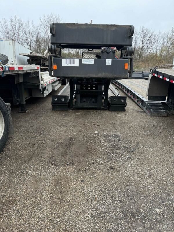 Lowboy-Trailers-Fontaine-60-Ton-52547056.jpg 2022 Fontaine 53ft Lowboy Trailer 60 Ton