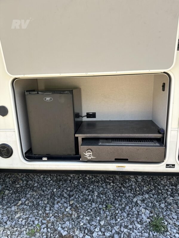 REGFDD.jpg 2019 JAYCO NORTH POINT 377RLBH