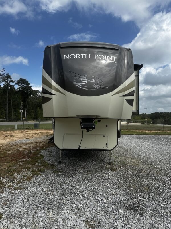 SDDFD.jpg 2019 JAYCO NORTH POINT 377RLBH