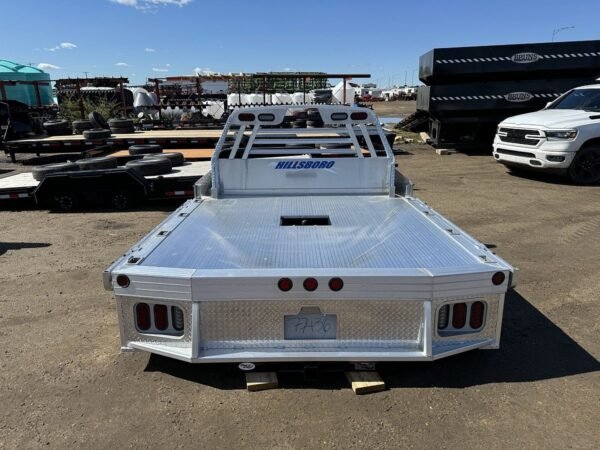 hillsboro-4000-series-8-x-8-5-aluminum-truck-bed-214559.jpg Hillsboro 4000 Series Aluminum Truck Bed