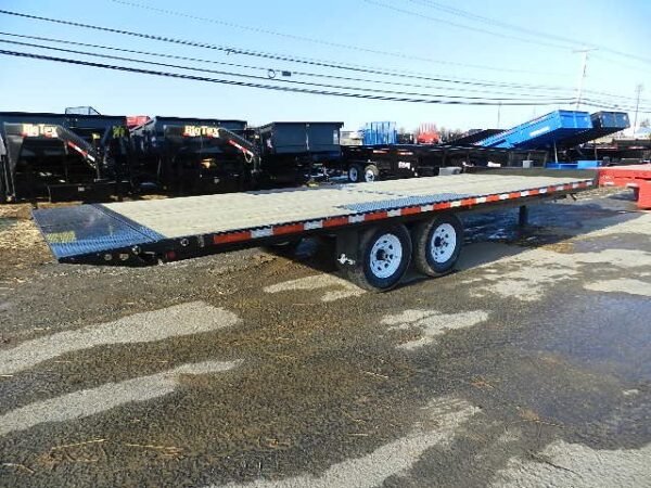 p-10543-b-wise_22_power_tilt_trailer_2_-1-1.jpg BWise 8 x 22 Deckover Equipment Trailer Power Tilt